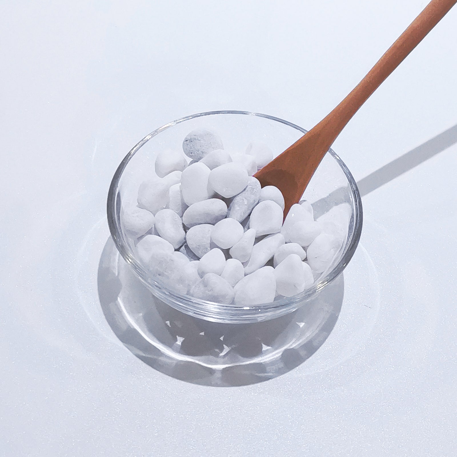 White pebbles (large)